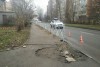 Вдоль улицы Куйбышева в Калининграде устанавливают пешеходное ограждение