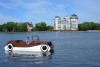 На Верхнем озере появились плавающие «ретроавтомобили» из Германии