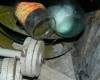 Калининградские наркодилеры хранили 7000 доз амфетамина в банке из-под огурцов 