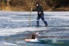 «Тает лёд»: как МЧС и «моржи» учили детей безопасности на реках и озёрах