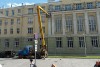 С исторического здания университета в центре Калининграда отвалилась часть штукатурки