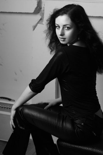 Нарина Фарес
