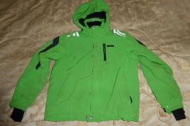 Зеленая куртка