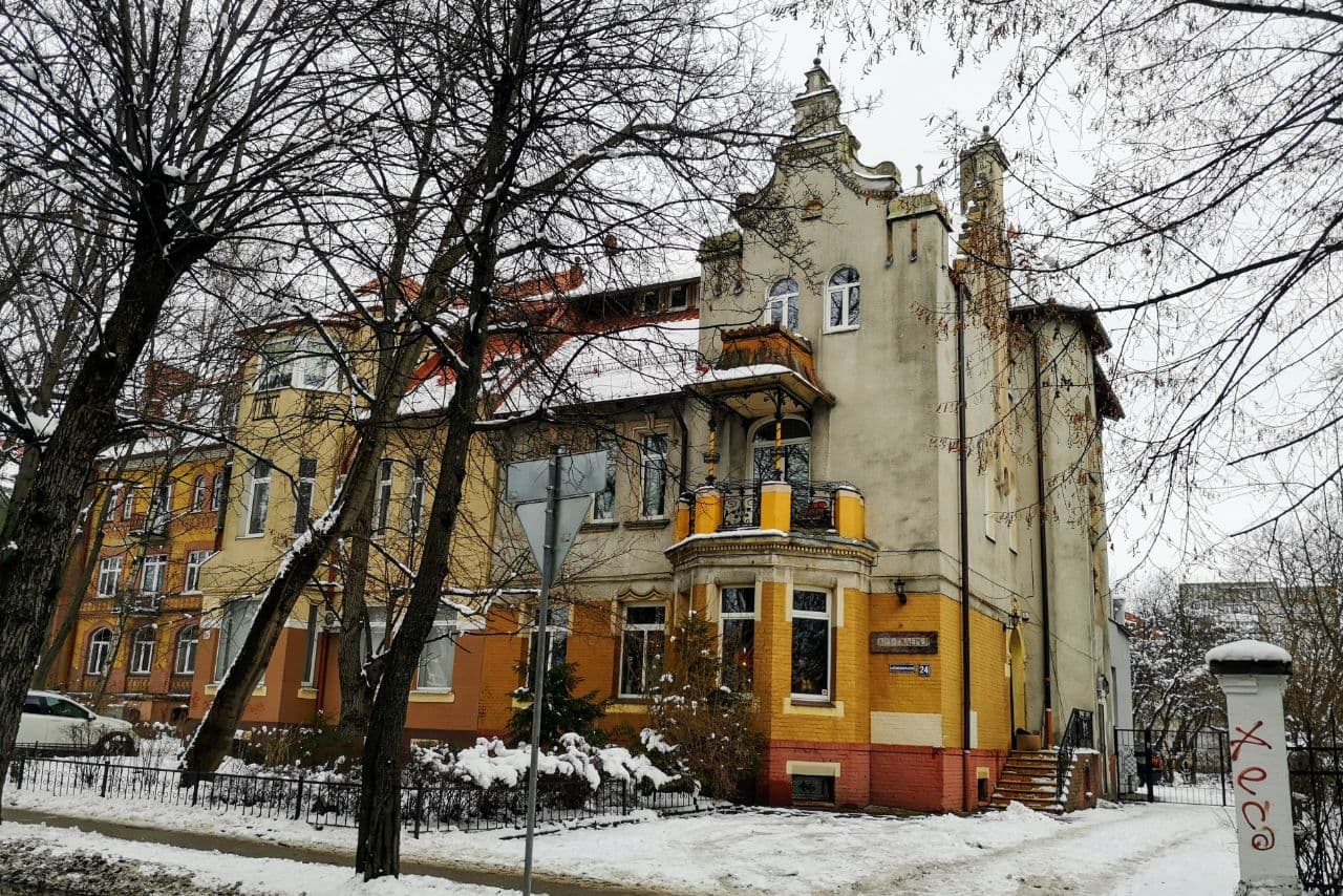 Вилла, бывшие приюты и гостиница»: какие дома-памятники вошли в программу  капремонта в 2021 году