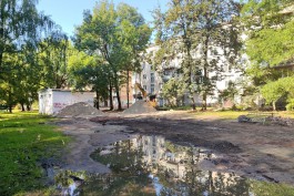 В Калининграде начали ремонтировать двор возле светомузыкального фонтана (фото)