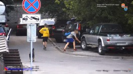 В Калининграде задержали подростков, скручивающих колпачки с колёс автомобилей (видео)