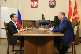 Цуканов попросил Медведева запустить программу по строительству школ