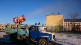 Улицы Гусева засыпали снегом из пушки (фото)