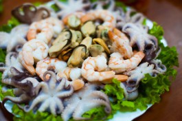 С начала декабря в регион ввезли более двух тысяч тонн рыбы и морепродуктов из восьми стран