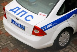 На ул. Невского в Калининграде автомобиль сбил пешехода на тротуаре