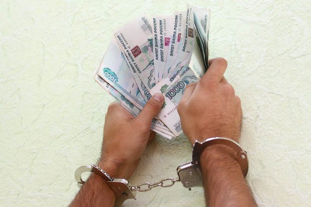 Калининградца оштрафовали на 70 тысяч рублей за взятку сотруднику наркодиспансера