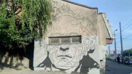 «Не чужой Калининграду человек»: на фасаде библиотеки имени Чехова рисуют портрет Бродского