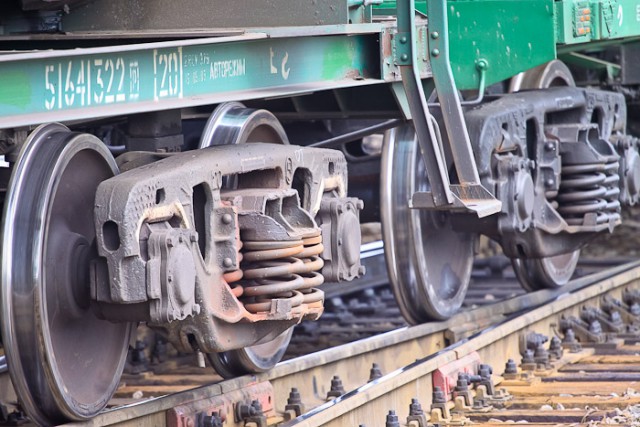 В Черняховске поезд протаранил «Фольксваген» на железнодорожном переезде
