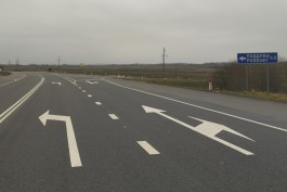 На двух федеральных трассах в Калининградской области установят освещение на остановках и переходах