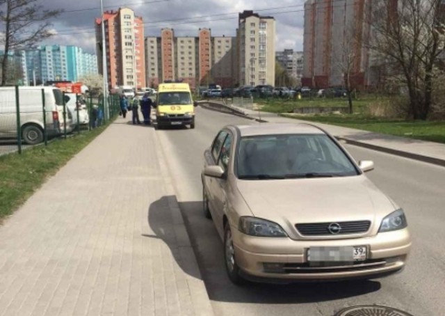 На улице Автомобильной в Калининграде «Опель» сбил десятилетнего ребёнка