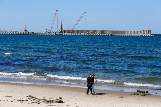 «Не надеемся, но верим»: эксперт выразил обеспокоенность из-за переносов сроков сдачи порта в Пионерском