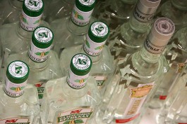 Со склада в Калининграде изъяли почти 150 тысяч бутылок поддельного алкоголя