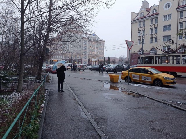 Около Рыбной деревни в Калининграде из-за аварии встали трамваи