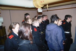 Кадетам школы №24 Калининграда показали лучшее защитное сооружение региона