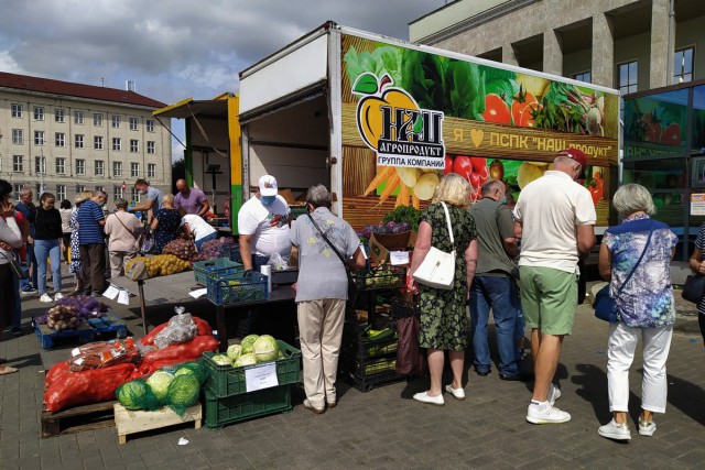 Власти планируют искать новые места для проведения сельхозярмарок в Калининграде