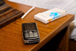 УМВД: Калининградец украл банковскую карту и телефон у гостьи на дне рождения