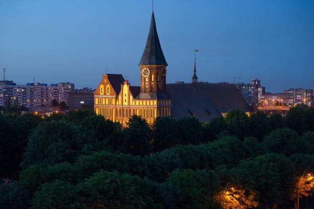 «Беседы за роялем и музыка в темноте»: в Кафедральном соборе в Калининграде отметят День философии