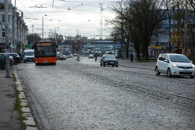 На ремонт части тротуара на Ленинском проспекте в Калининграде выделили 7,2 млн рублей 