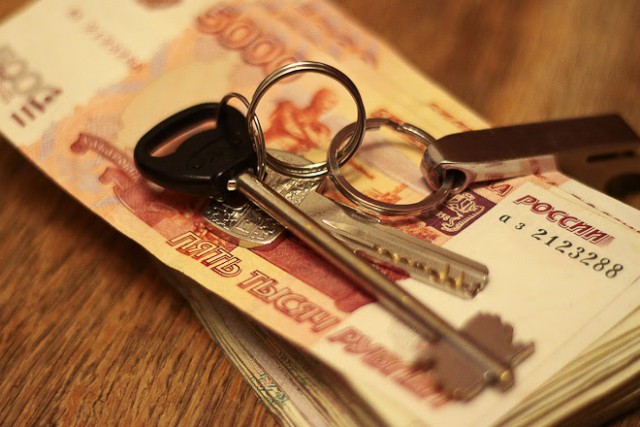 В Калининграде директор юридической фирмы присвоила 200 тысяч рублей клиента
