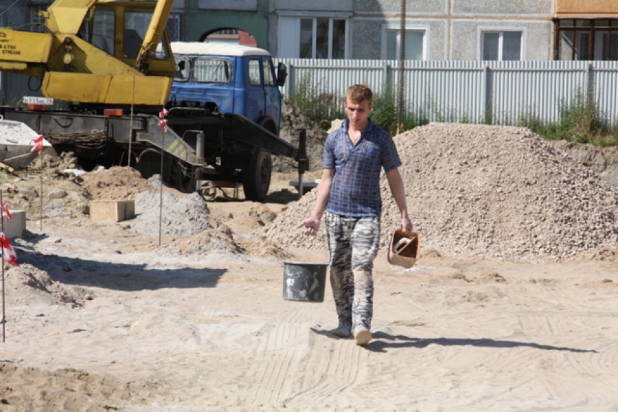 Студенческие отряды начинают работать на стройках Калининграда (фото, видео)