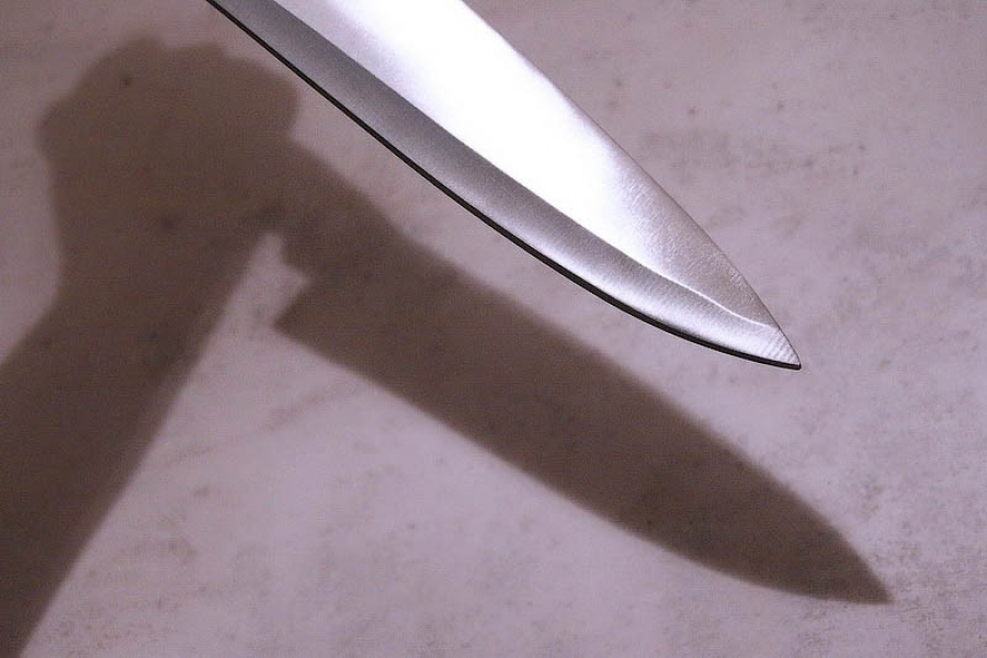 Неоднократно судимый калининградец угрожал продавщице ножом