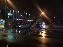 В Калининграде на улице Шевцовой водитель «Мазды» сбил женщину на инвалидной коляске