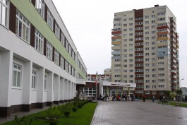 Алиханов поручил проверить жалобы на детей влиятельных родителей, издевающихся над сверстниками в гимназии №40