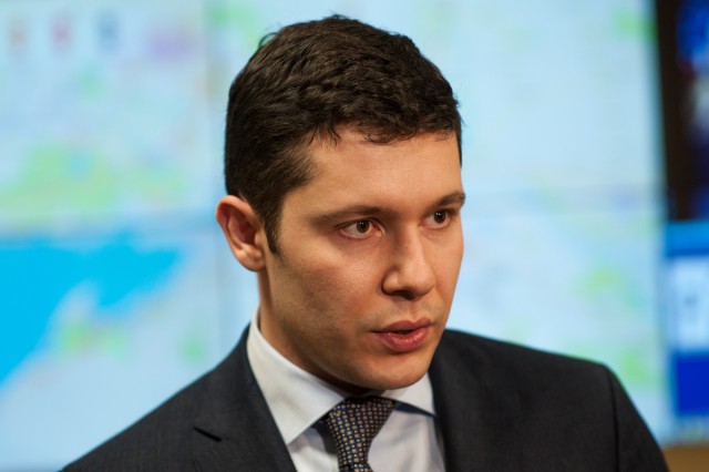 «Высокое покровительство»: Алиханов собрал доказательства против компаний, которые «травят людей» в Прибрежном