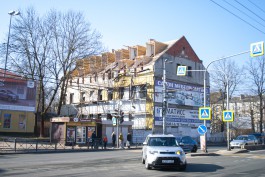 Рядом с Королевским сиротским приютом на Московском проспекте восстанавливают старинное здание (фото)