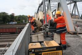 Завершен первый этап подъема пролетной части моста на ул. Киевской