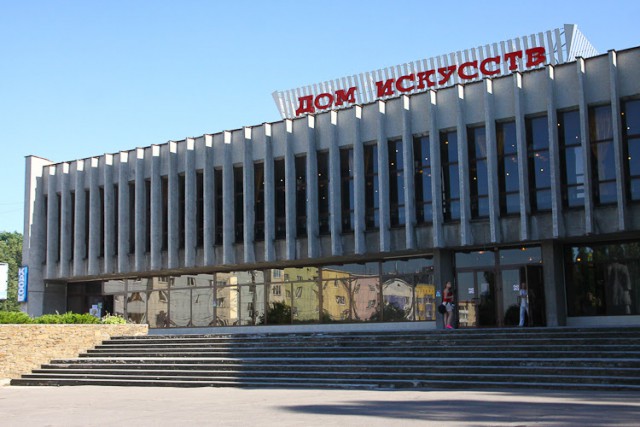 В Калининграде планируют отремонтировать фасад Дома искусств 