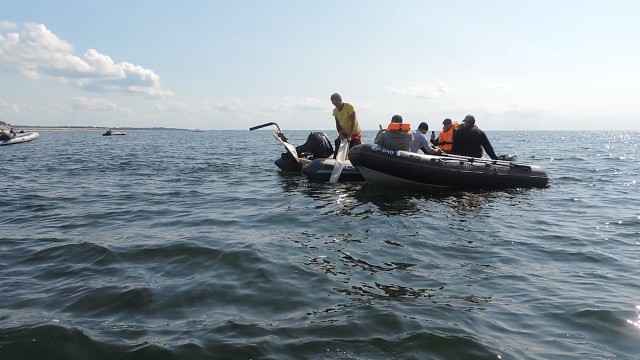 В Балтийском море задержали аквалангистов за нелегальную добычу янтаря (видео)