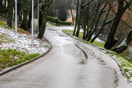 За сутки в Калининграде семь человек пострадали из-за падения на тротуарах