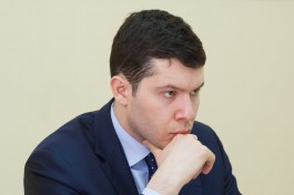 «Тугоухим могу прочистить сам»: Алиханов поручил разобраться с «обналом» на крупных стройках Калининграда