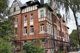 На улице Зоологической в Калининграде завершают ремонт дома-памятника 