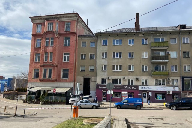 «Тяжёлая башенка»: в Калининграде приостановили ремонт «последнего дома Штайндамма»
