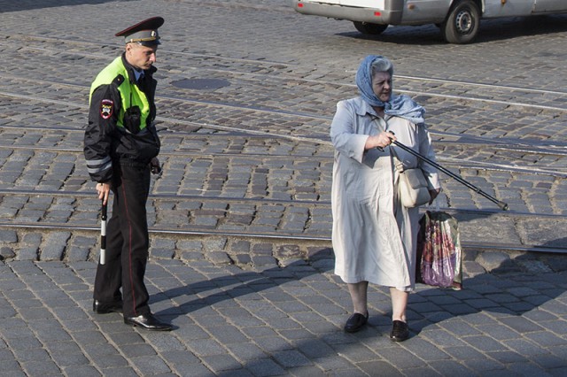 За три недели калининградские полицейские оштрафовали 1646 пешеходов