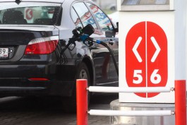 СМИ: В России снова выросли цены на бензин