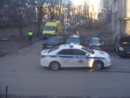 Очевидцы: На ул. Черепичной в Калининграде внедорожник сбил пешехода