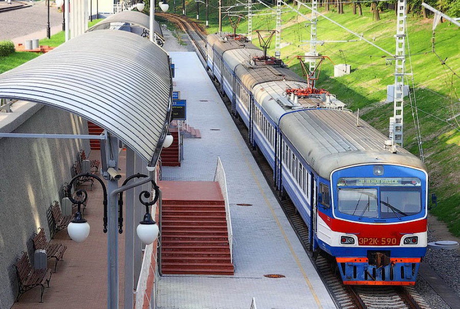 Калининградцев планируют перевозить по городу на пригородных электричках