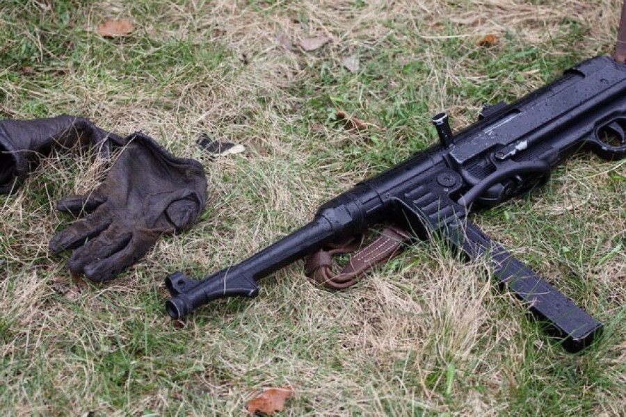 Житель Гурьевского района сдал в полицию найденное оружие и боеприпасы