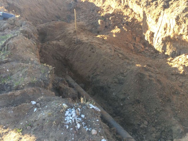 В Черняховском округе 16-летний подросток погиб под завалом грунта