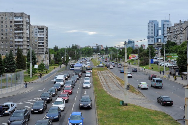 На Московском проспекте в Калининграде автомобиль сбил пешехода и скрылся