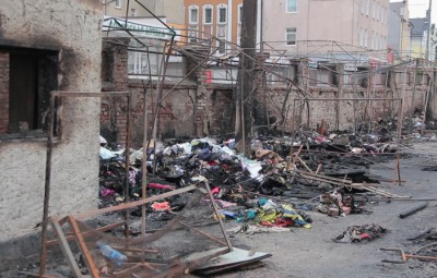Следователи возбудили дело по факту поджога рынка в Черняховске (фото)