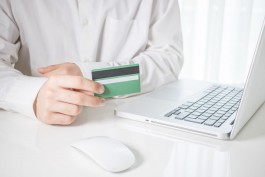 Какие документы нужны для оформления дебетовой карты